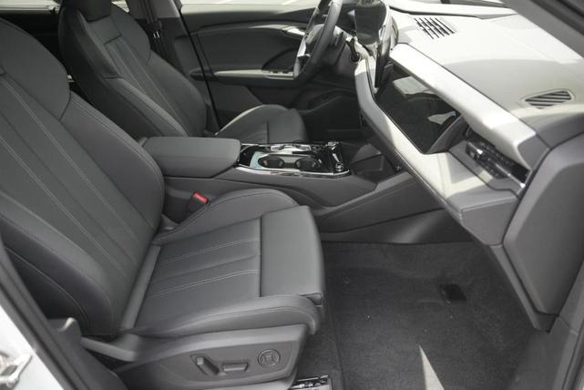 Photo of 2025 Glacier White Metallic Audi Q6 e-tron
