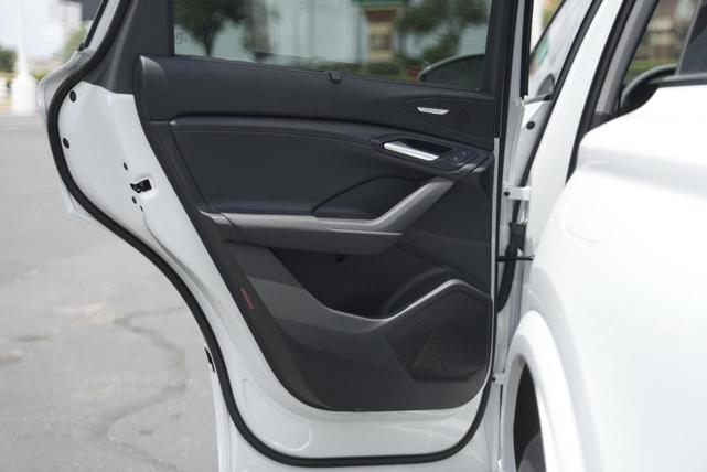 Photo of 2025 Glacier White Metallic Audi Q6 e-tron