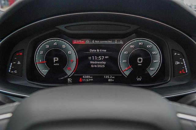 Photo of 2025 Satellite Silver Metallic Audi Q7