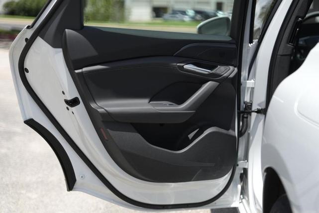 Photo of 2025 Glacier White Metallic Audi A6 e-tron