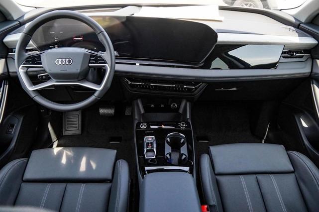 Photo of 2025 Glacier White Metallic Audi Q6 e-tron