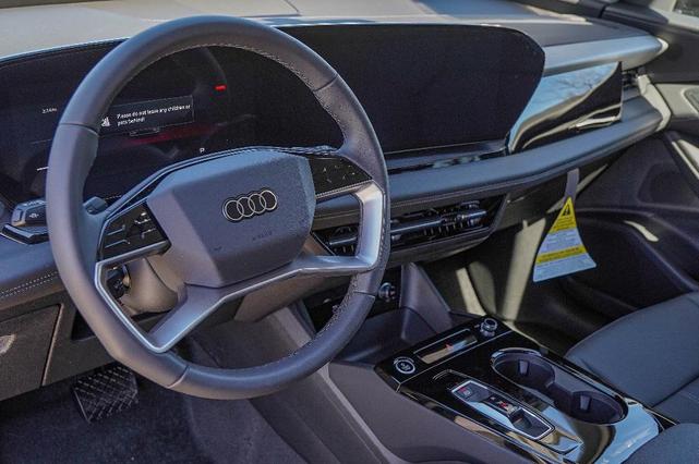 Photo of 2025 Manhattan Gray Metallic Audi Q6 e-tron
