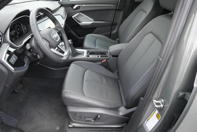 Photo of 2025 Chronos Gray Metallic Audi Q3