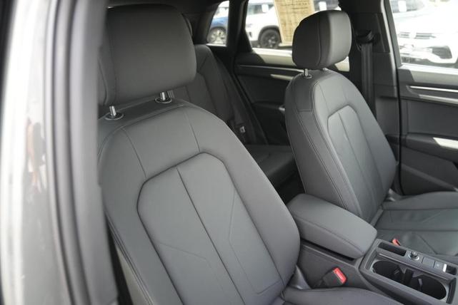 Photo of 2025 Chronos Gray Metallic Audi Q3