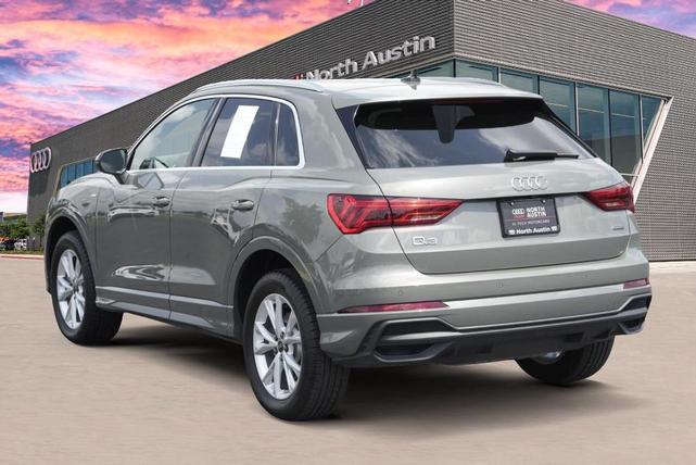 Photo of 2025 Chronos Gray Metallic Audi Q3