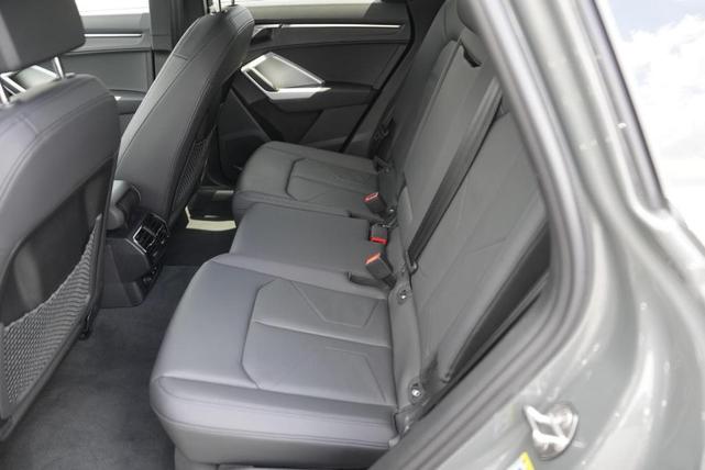 Photo of 2025 Chronos Gray Metallic Audi Q3