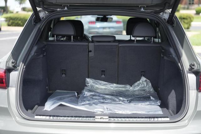 Photo of 2025 Chronos Gray Metallic Audi Q3
