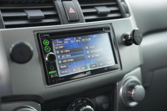 Photo of 2011 Silver Toyota 4Runner