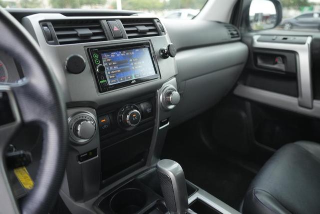 Photo of 2011 Silver Toyota 4Runner