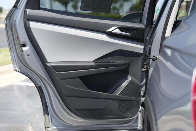 Photo of 2023 Pyrite Silver Metallic Volkswagen Taos