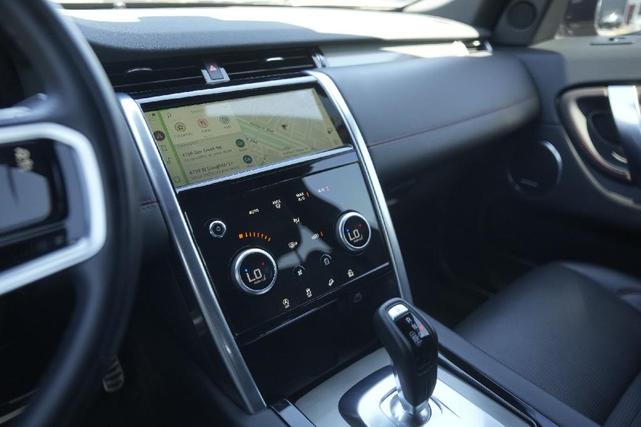 Photo of 2022 Lantau Bronze Land Rover Discovery Sport