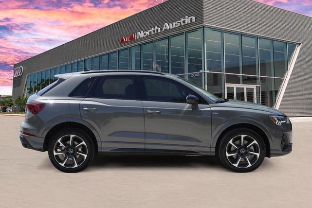 Photo of 2025 Chronos Gray Metallic Audi Q3