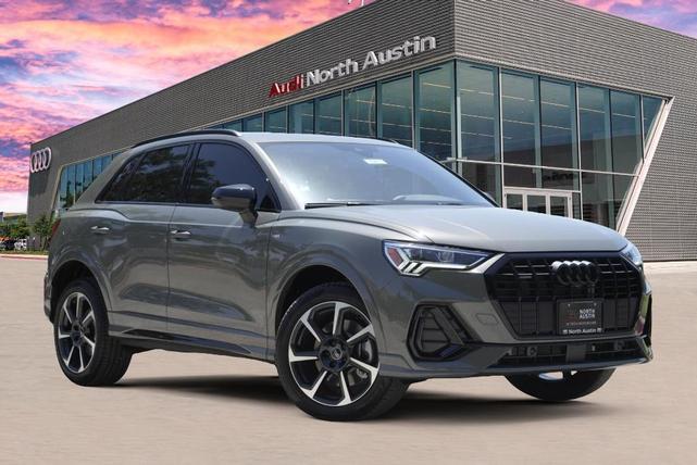 Photo of 2025 Chronos Gray Metallic Audi Q3