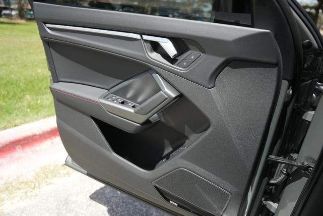 Photo of 2025 Chronos Gray Metallic Audi Q3