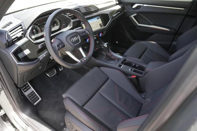 Photo of 2025 Chronos Gray Metallic Audi Q3