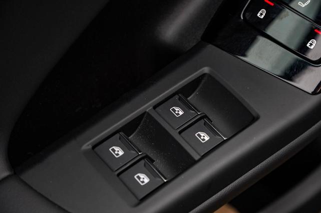 Photo of 2025 Magnet Gray Audi Q6 e-tron