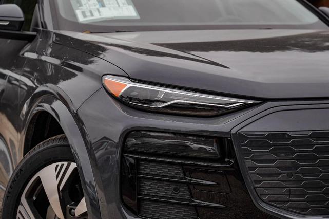 Photo of 2025 Magnet Gray Audi Q6 e-tron