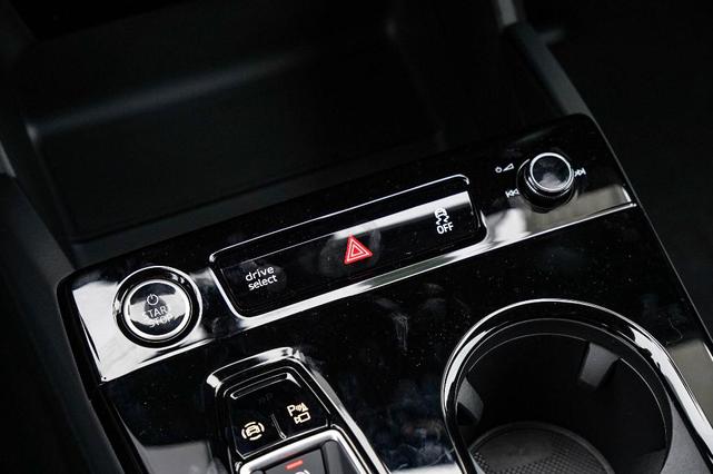Photo of 2025 Magnet Gray Audi Q6 e-tron
