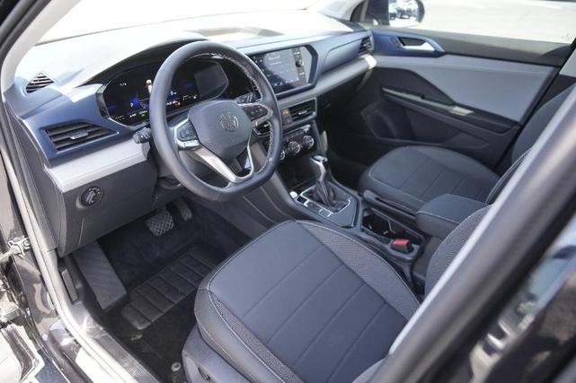 Photo of 2024 Deep Black Pearl Effect Volkswagen Taos