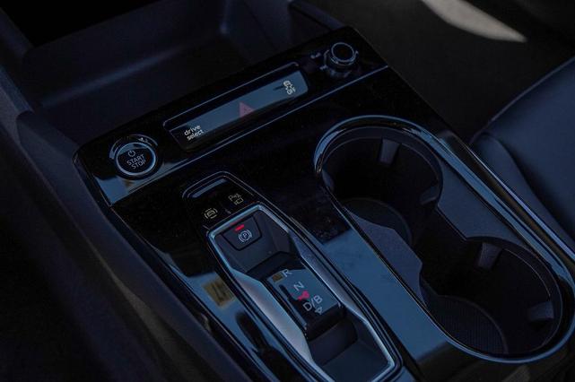 Photo of 2025 Magnet Gray Audi Q6 e-tron