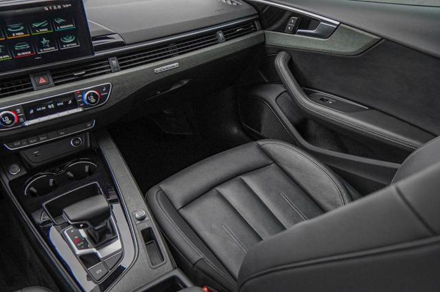 Photo of 2022 Navarra Blue Metallic Audi A5