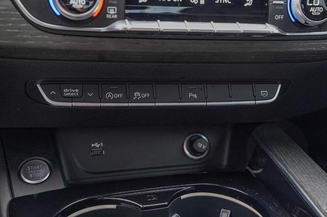 Photo of 2022 Navarra Blue Metallic Audi A5
