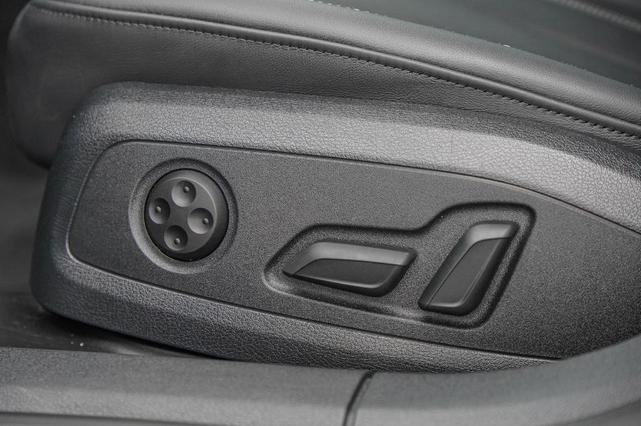 Photo of 2022 Navarra Blue Metallic Audi A5
