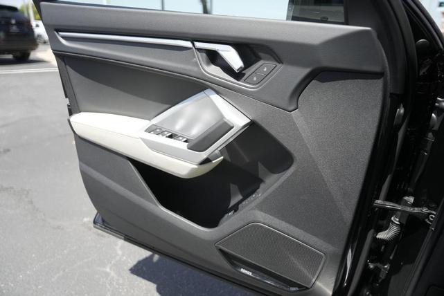 Photo of 2024 Mythos Black Metallic Audi Q3