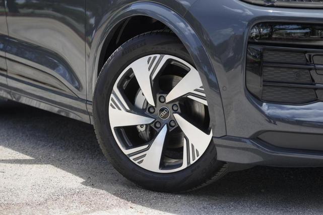 Photo of 2025 Magnet Gray Audi Q6 e-tron