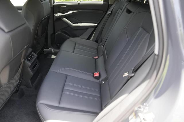 Photo of 2025 Magnet Gray Audi Q6 e-tron