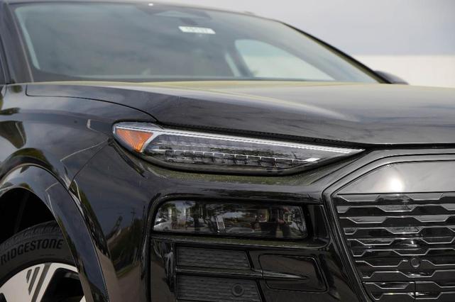 Photo of 2025 Mythos Black Metallic Audi Q6 e-tron