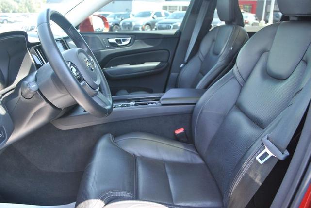 Photo of 2022 Fusion Red Volvo XC60