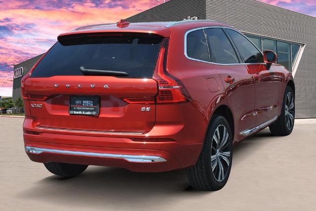 Photo of 2022 Fusion Red Volvo XC60