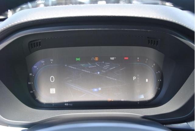Photo of 2022 Fusion Red Volvo XC60