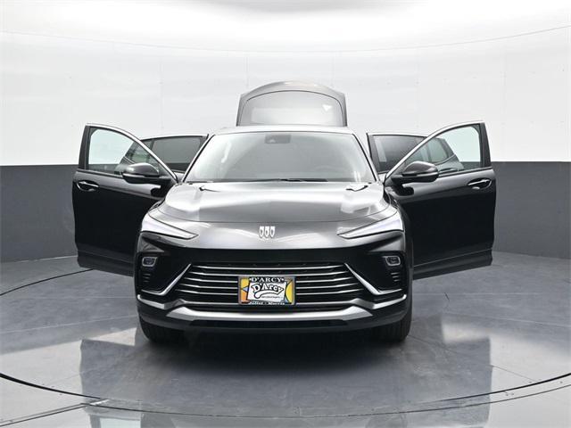 Photo of 2025 Ebony Twilight Metallic Buick Envista