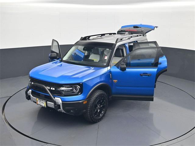 Photo of 2025 Blue Metallic Ford Bronco Sport