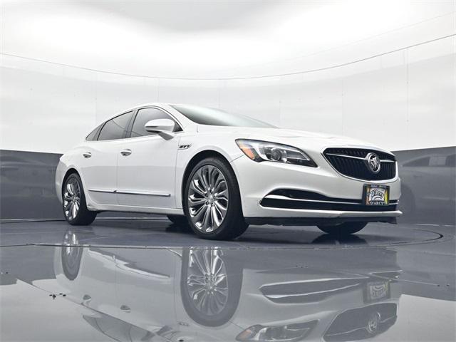 Photo of 2017 White Frost Tricoat Buick LaCrosse