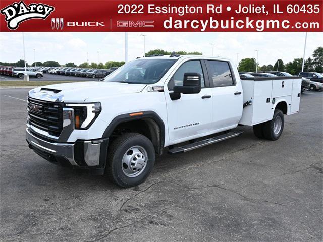 Photo of 2025 Summit White GMC Sierra 3500