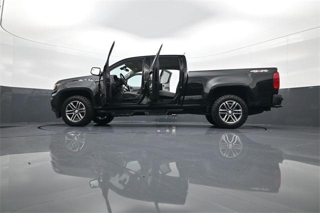 Photo of 2021 Black Chevrolet Colorado