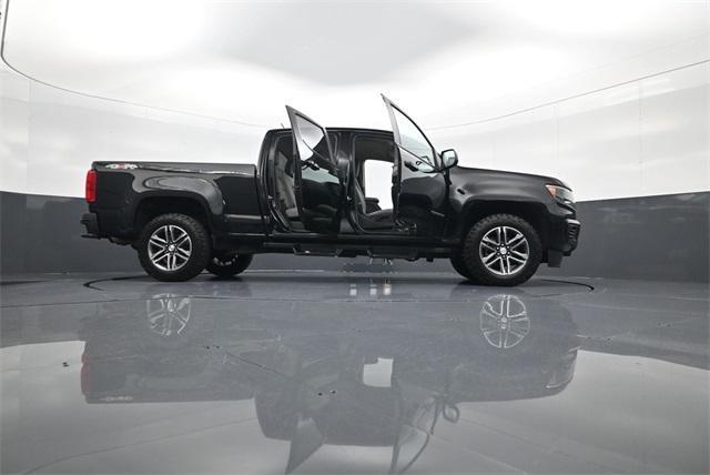 Photo of 2021 Black Chevrolet Colorado