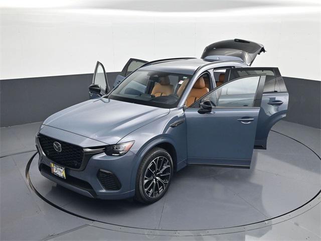 Photo of 2025 Polymetal Gray Metallic Mazda CX-70