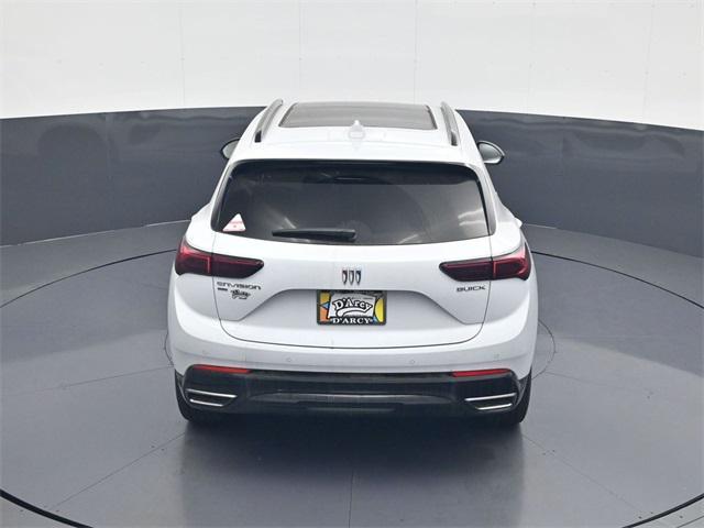 Photo of 2025 Iridescent White Tricoat Buick Envision