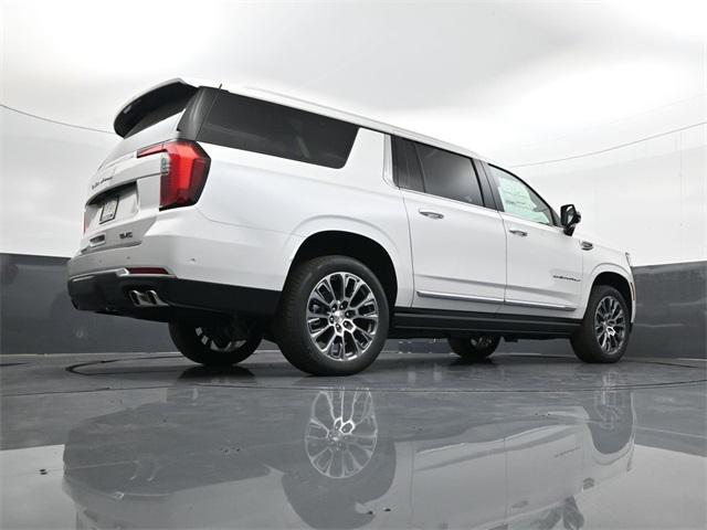 Photo of 2025 White Frost Tricoat GMC Yukon XL