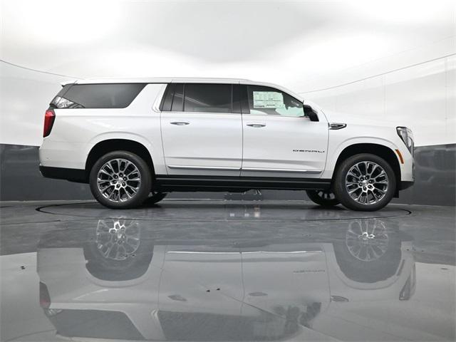 Photo of 2025 White Frost Tricoat GMC Yukon XL
