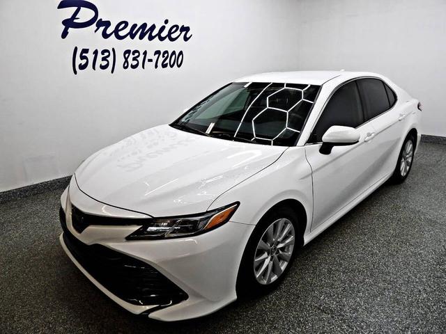 Photo of 2019 White Toyota Camry