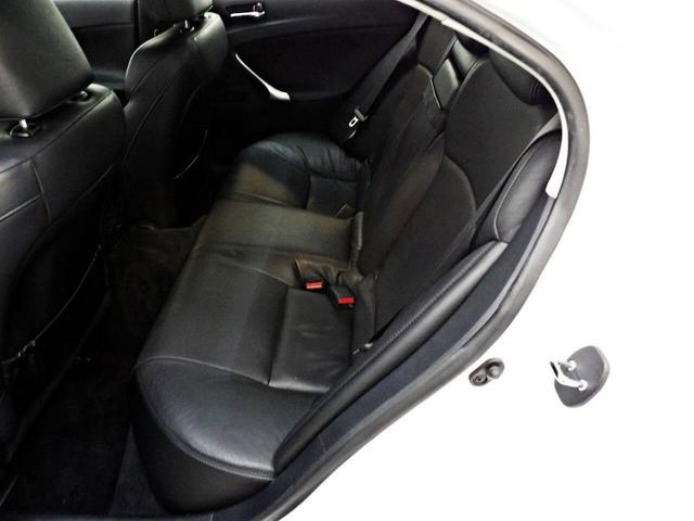 Photo of 2008 White Lexus IS 250