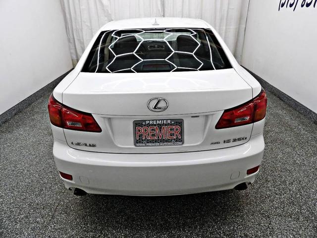 Photo of 2008 White Lexus IS 250