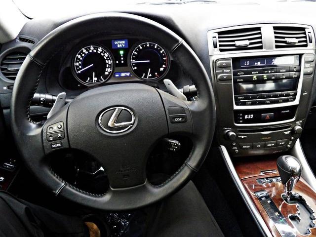 Photo of 2008 White Lexus IS 250