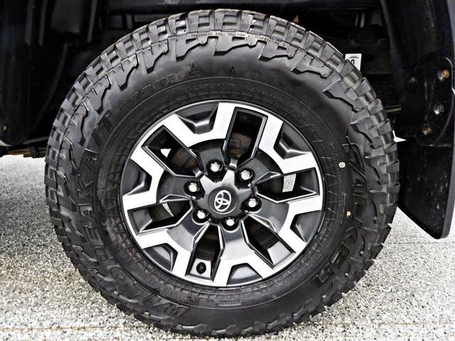 Photo of 2021 Gray Toyota Tacoma