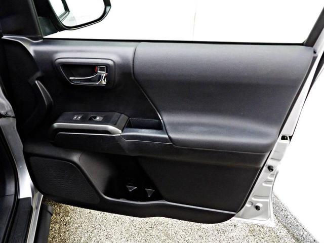 Photo of 2021 Gray Toyota Tacoma